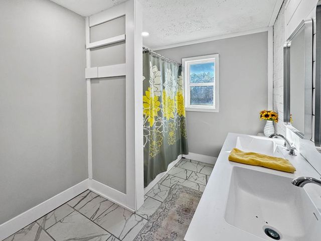 Multiple 21171 Highway 0431, Lafayette, AL 36862