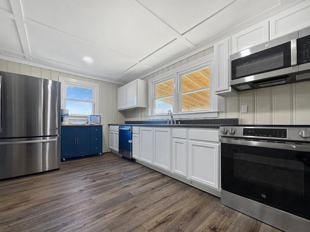 Multiple 21171 Highway 0431, Lafayette, AL 36862