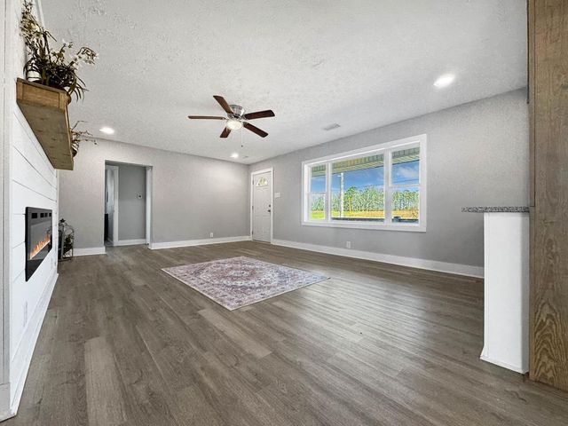 Multiple 21171 Highway 0431, Lafayette, AL 36862