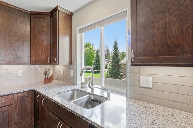 9021 N Rosebury Ln, Spokane, WA 99208