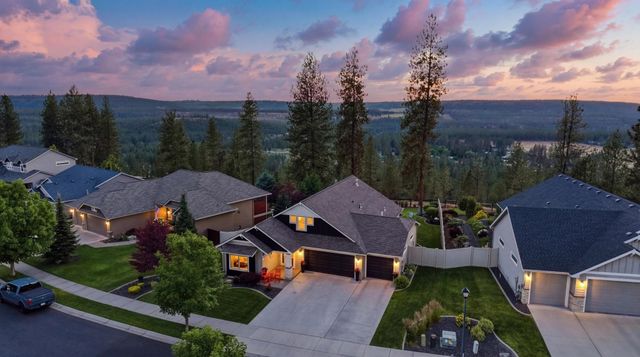 9021 N Rosebury Ln, Spokane, WA 99208