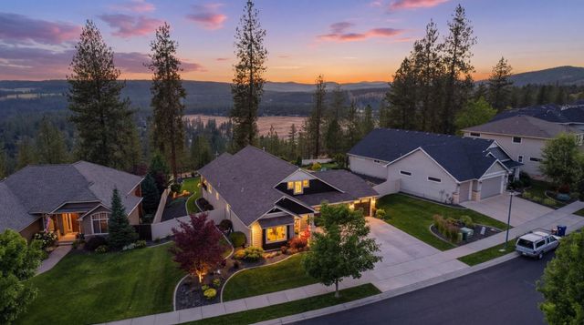 9021 N Rosebury Ln, Spokane, WA 99208