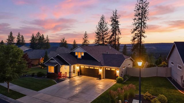 9021 N Rosebury Ln, Spokane, WA 99208