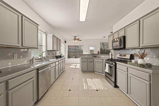 16315 April Ridge Drive, Houston, TX 77083