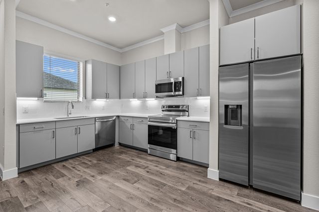 3281 Ganzer Road W 823A, Denton, TX 76207