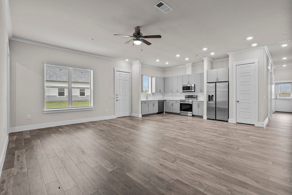 3281 Ganzer Road W 823A, Denton, TX 76207