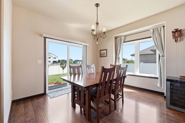 168 30th Avenue E, West Fargo, ND 58078