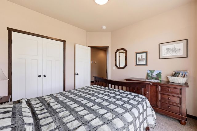 168 30th Avenue E, West Fargo, ND 58078