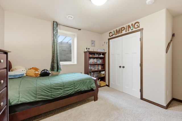 168 30th Avenue E, West Fargo, ND 58078