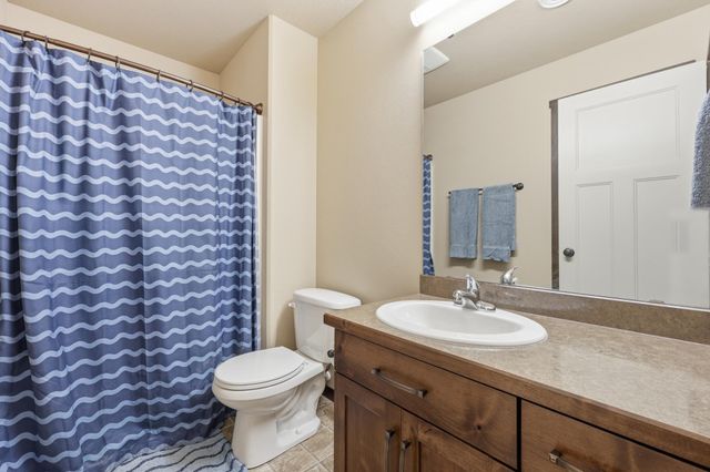 168 30th Avenue E, West Fargo, ND 58078