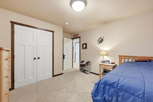 168 30th Avenue E, West Fargo, ND 58078