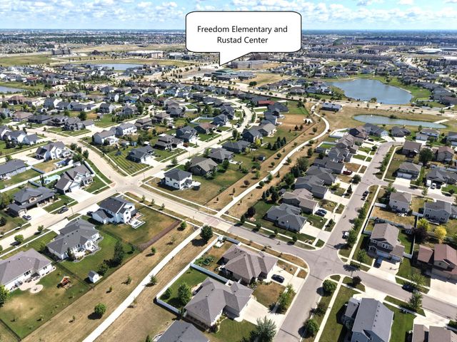 168 30th Avenue E, West Fargo, ND 58078