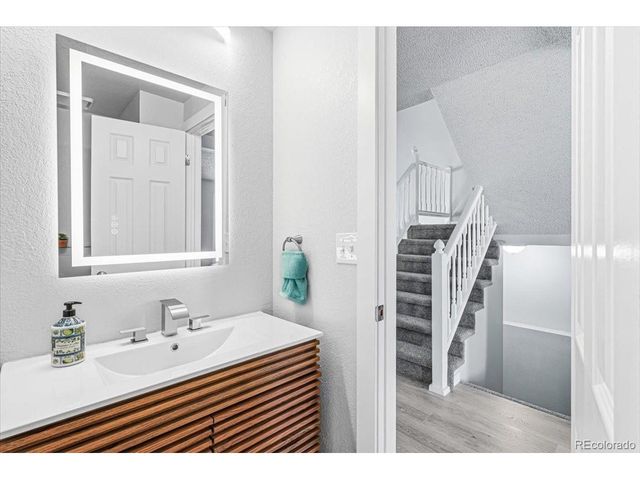 10149 Oak St, Broomfield, CO 80021