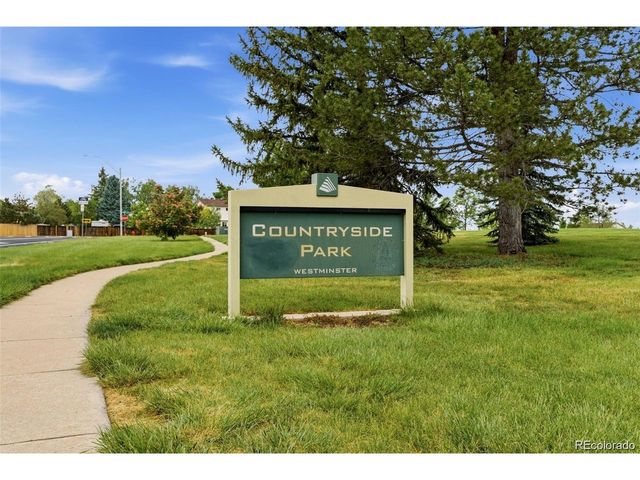 10149 Oak St, Broomfield, CO 80021