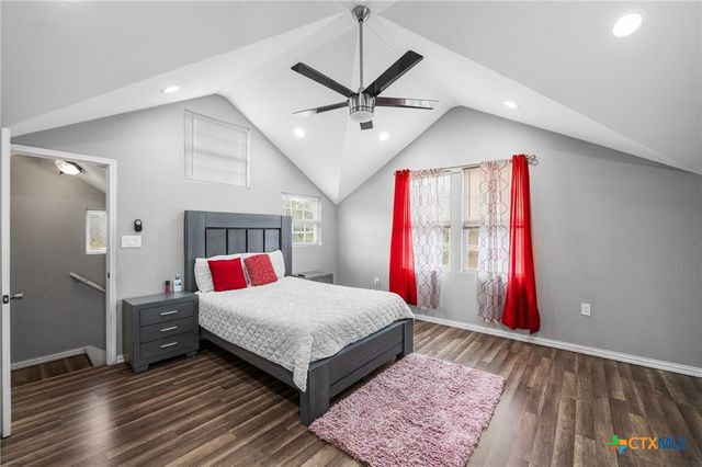 22914 Skila Drive, Elmendorf, TX 78112