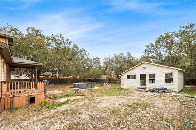 22914 Skila Drive, Elmendorf, TX 78112