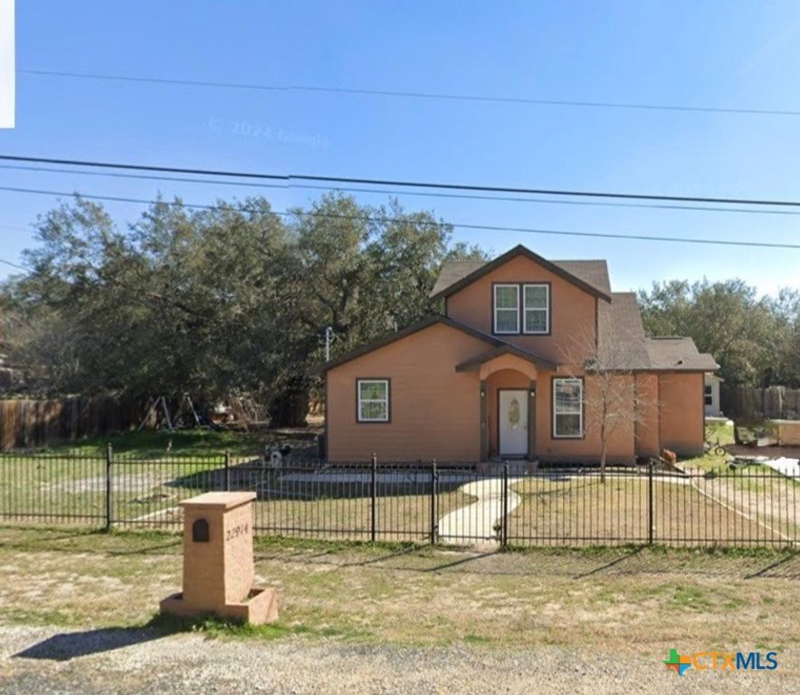 22914 Skila Drive, Elmendorf, TX 78112