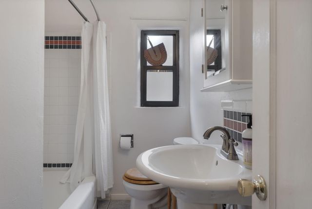 1907 Anderson Place SE, Albuquerque, NM 87108