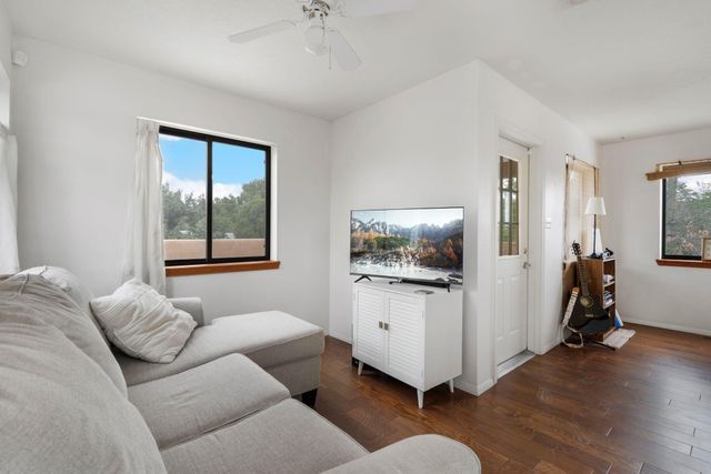 1907 Anderson Place SE, Albuquerque, NM 87108