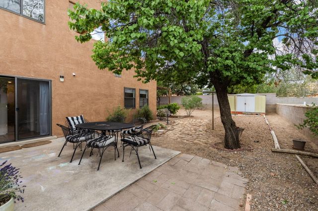 1907 Anderson Place SE, Albuquerque, NM 87108