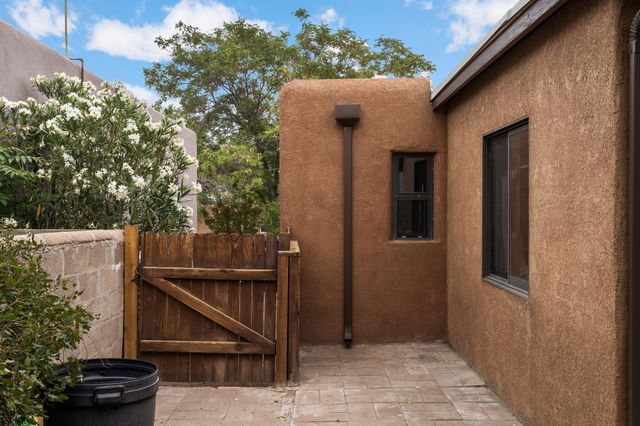 1907 Anderson Place SE, Albuquerque, NM 87108