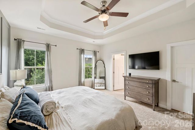 1940 Catkin Lane, Charlotte, NC 28205