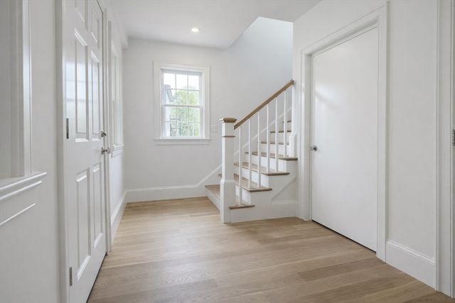 66 Pleasant Street 2, Marblehead, MA 01945