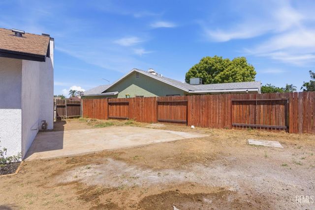 1001 Giuseppe Court, Bakersfield, CA 93307