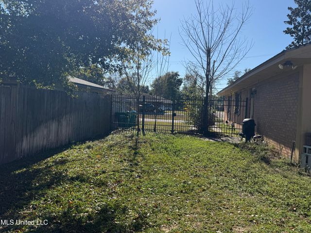 2213 North Street, Gulfport, MS 39507