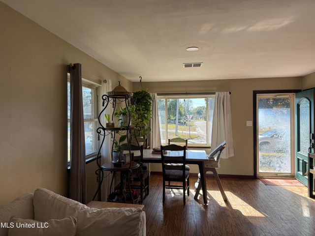 2213 North Street, Gulfport, MS 39507