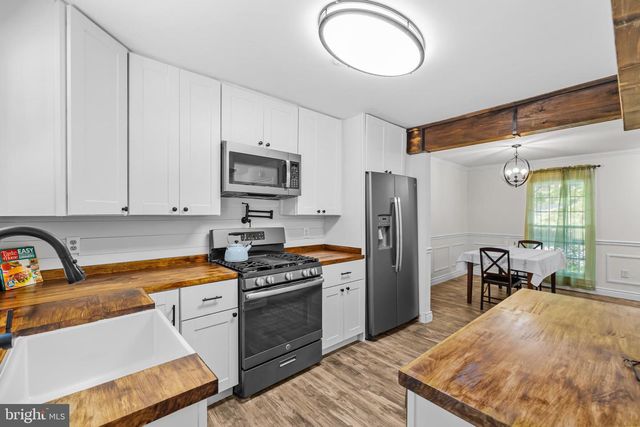 5544 SPANGLER LN, Woodbridge, VA 22193