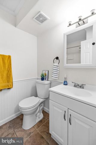 5544 SPANGLER LN, Woodbridge, VA 22193
