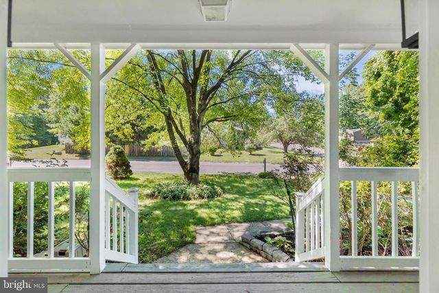 5544 SPANGLER LN, Woodbridge, VA 22193