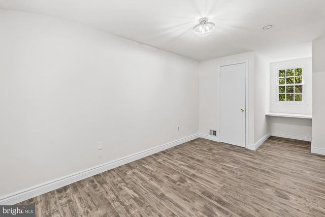 5544 SPANGLER LN, Woodbridge, VA 22193
