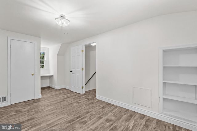 5544 SPANGLER LN, Woodbridge, VA 22193
