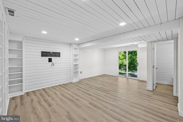 5544 SPANGLER LN, Woodbridge, VA 22193
