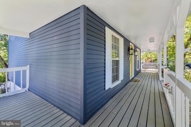 5544 SPANGLER LN, Woodbridge, VA 22193
