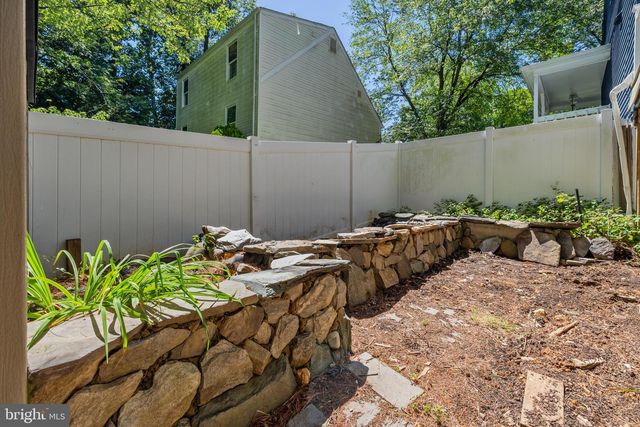 5544 SPANGLER LN, Woodbridge, VA 22193