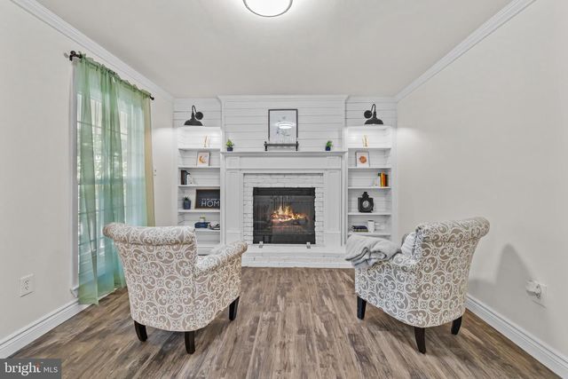 5544 SPANGLER LN, Woodbridge, VA 22193