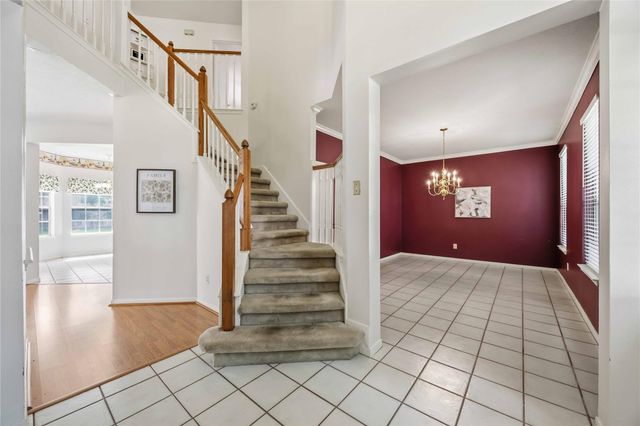 206 Scarlet Maple Drive, Sugar Land, TX 77479
