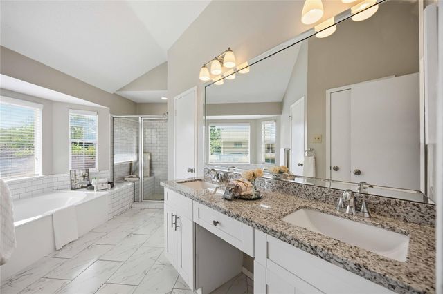 206 Scarlet Maple Drive, Sugar Land, TX 77479