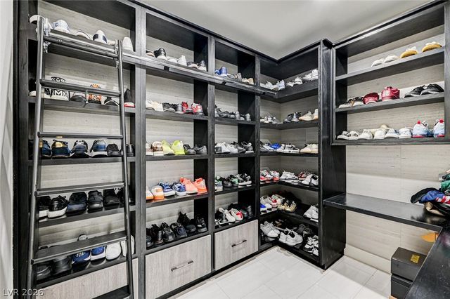 11296 Villa Bellagio Drive, Las Vegas, NV 89141