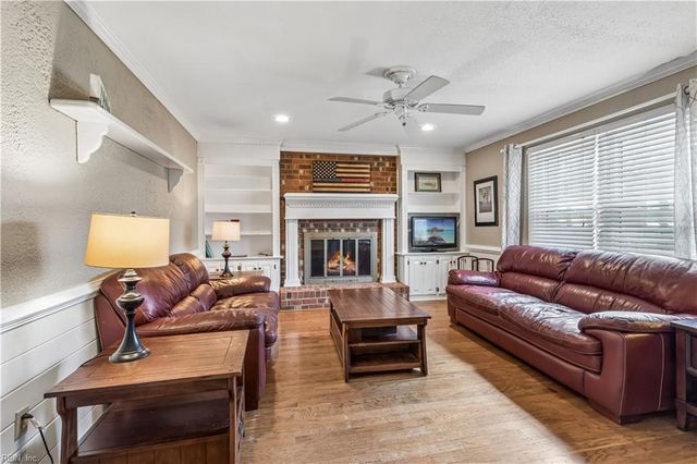 1300 Chelbrook RD, Chesapeake, VA 23322