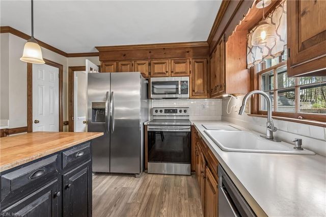 1300 Chelbrook RD, Chesapeake, VA 23322