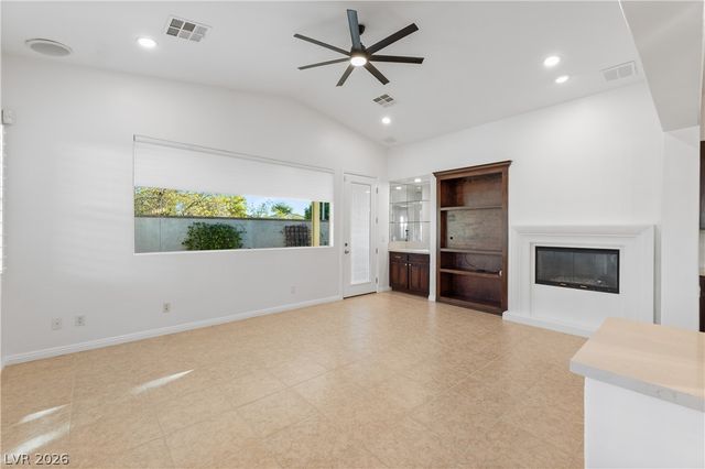 11283 La Madre Ridge Drive, Las Vegas, NV 89135