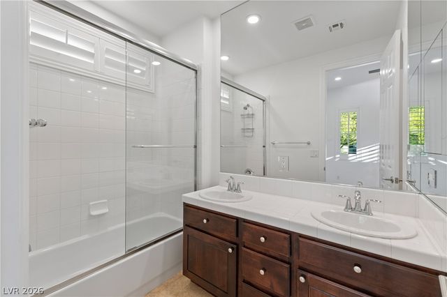 11283 La Madre Ridge Drive, Las Vegas, NV 89135