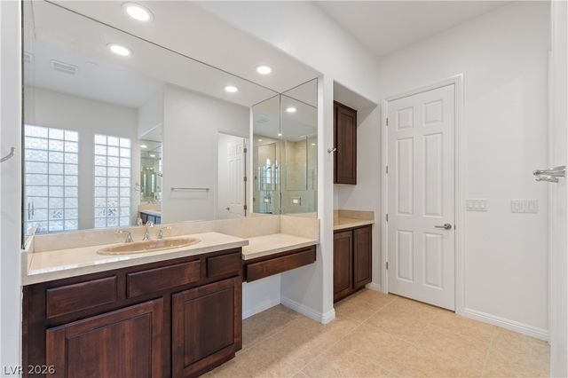 11283 La Madre Ridge Drive, Las Vegas, NV 89135