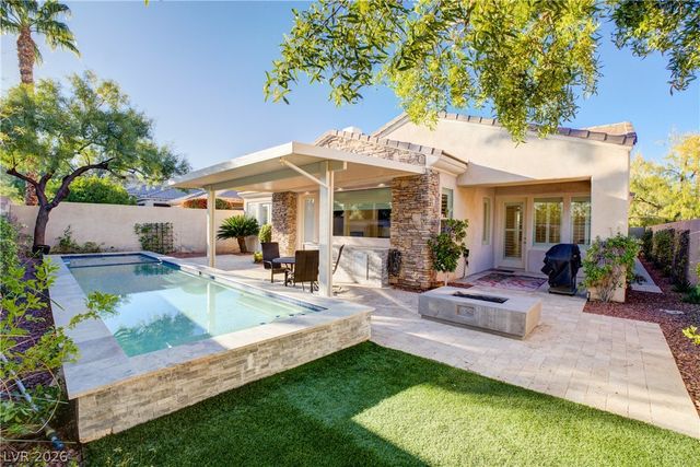 11283 La Madre Ridge Drive, Las Vegas, NV 89135