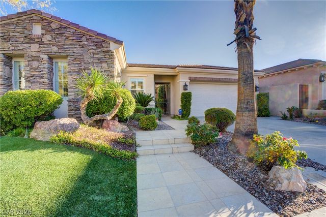 11283 La Madre Ridge Drive, Las Vegas, NV 89135