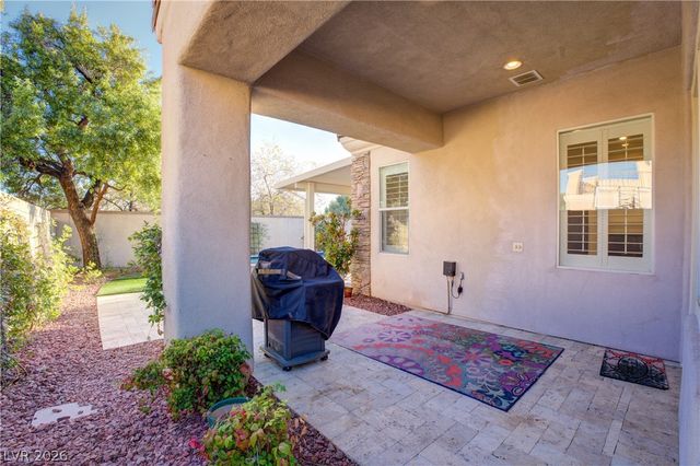 11283 La Madre Ridge Drive, Las Vegas, NV 89135
